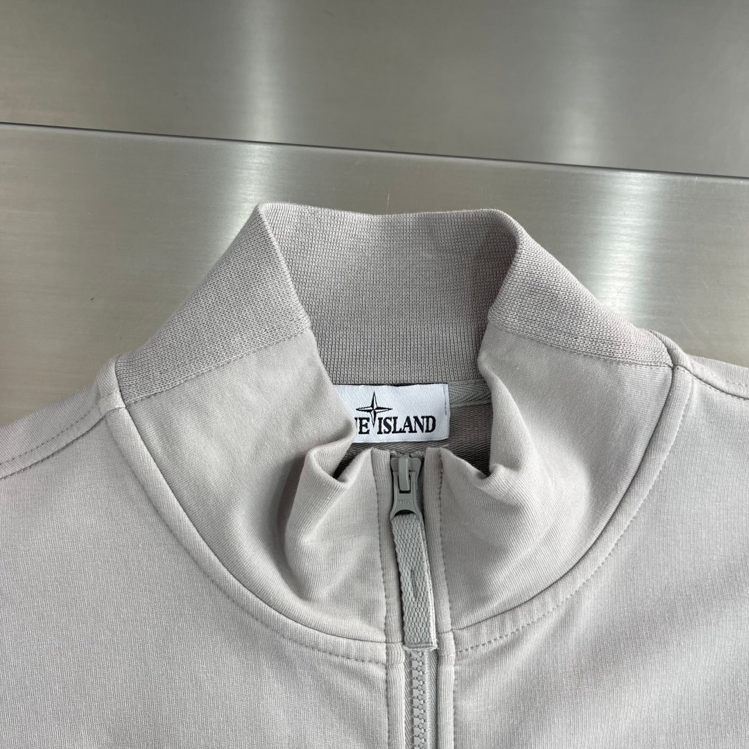 [STONE ISLAND] 스톤아일랜드 고스트 시리즈 스탠드 칼라 집업 자켓