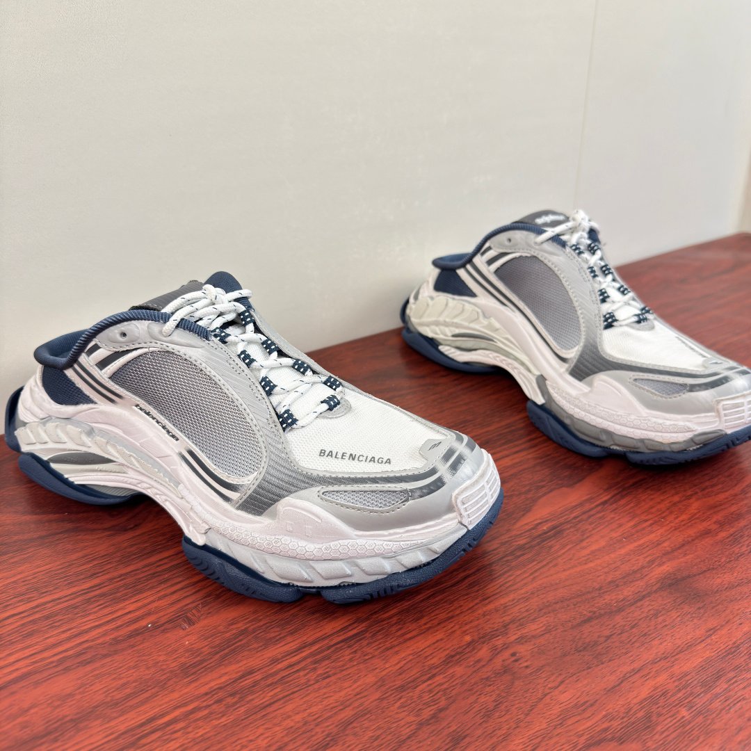 [BALENCIAGA] 발렌시아가 Triple S.2 뮬 스니커즈