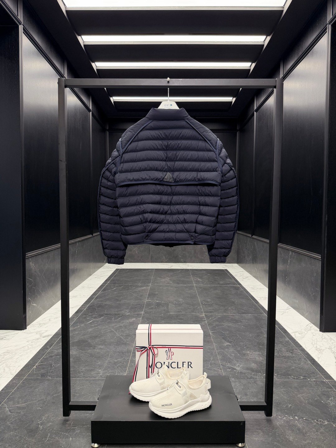 [MONCLER] 몽클레르 그레노블 경량 다운 재킷