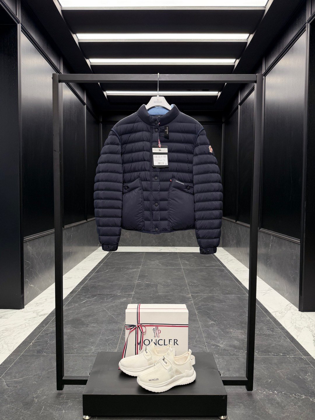 [MONCLER] 몽클레르 그레노블 경량 다운 재킷