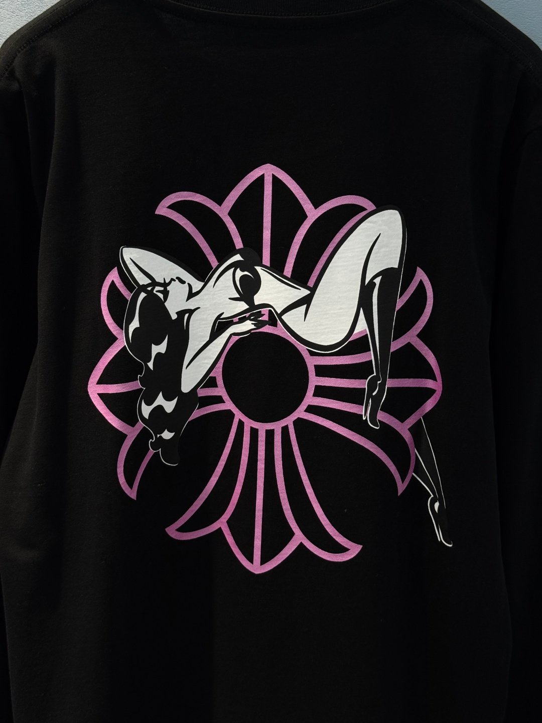 [CHROME HEARTS] 크롬하츠 고딕 그래픽 롱슬리브 티셔츠
