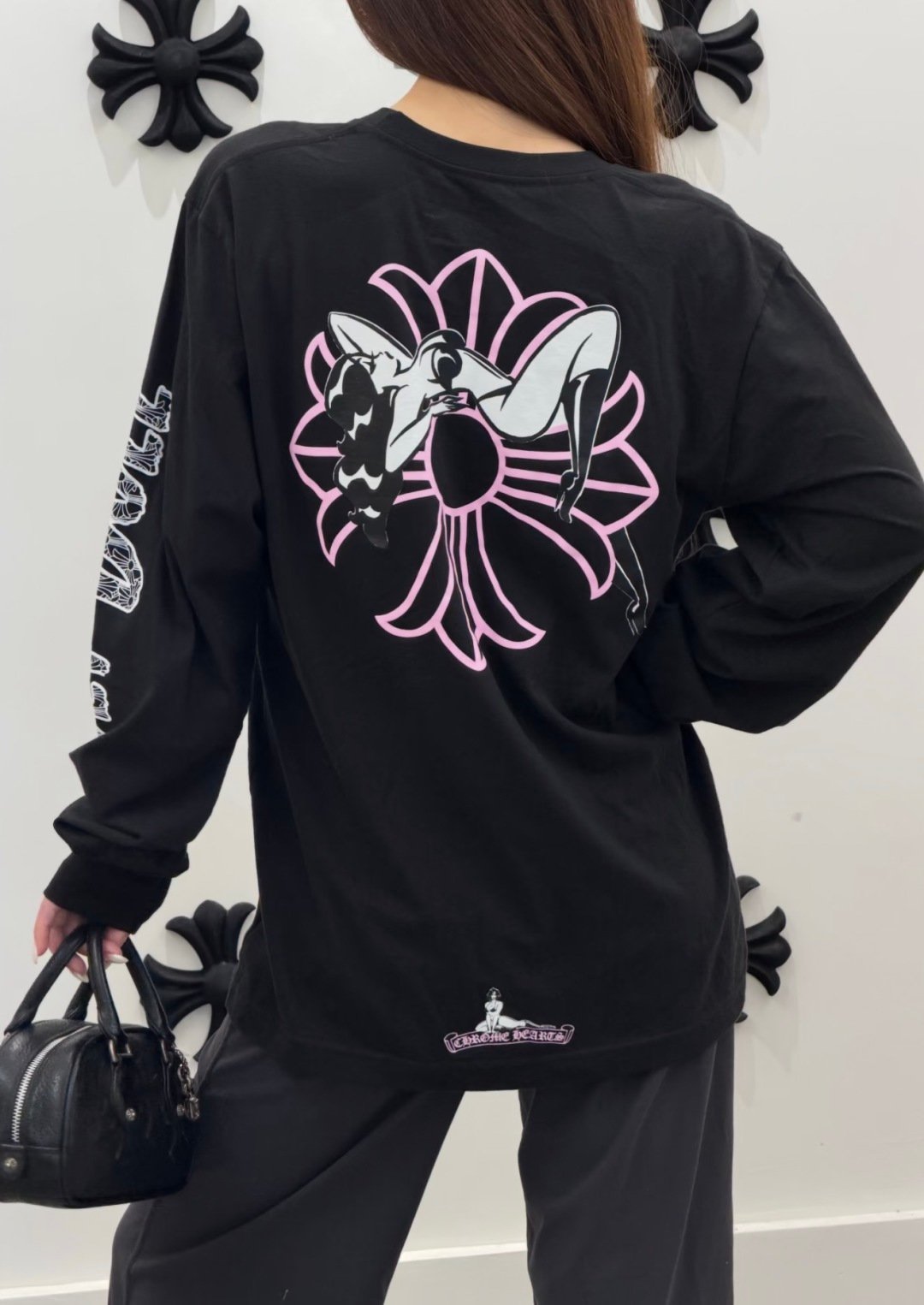 [CHROME HEARTS] 크롬하츠 고딕 그래픽 롱슬리브 티셔츠
