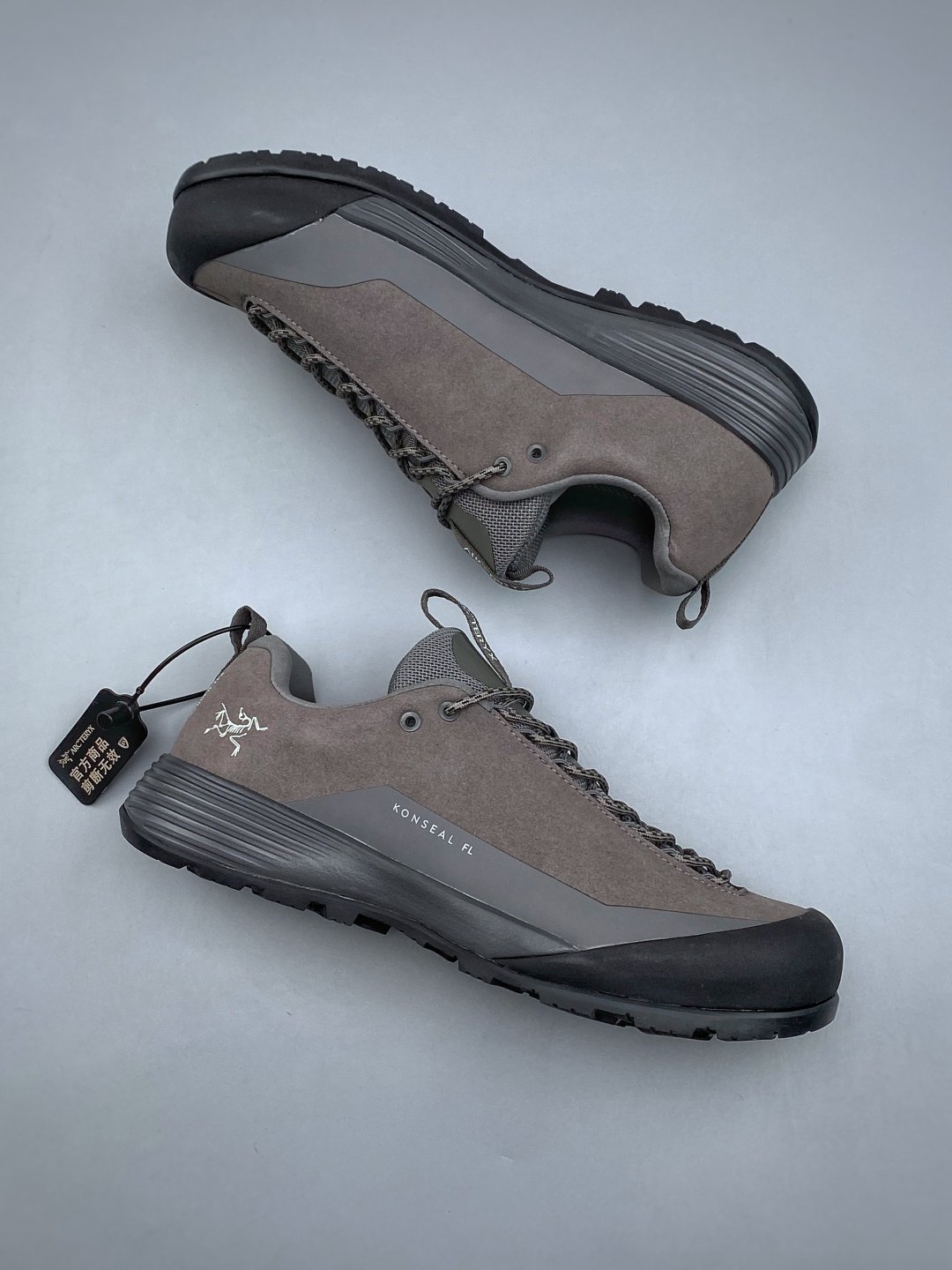 [ARC’TERYX] 아크테릭스 KONSEAL SYLAN M 트레킹 슈즈
