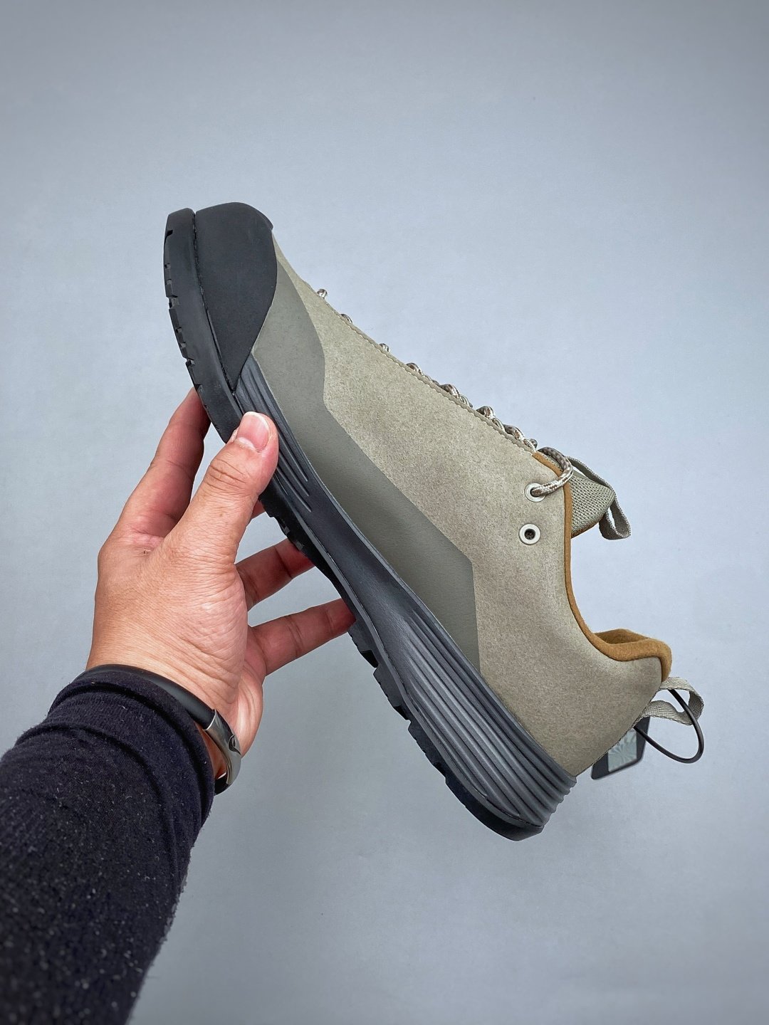 [ARC’TERYX] 아크테릭스 KONSEAL SYLAN M 트레킹 슈즈