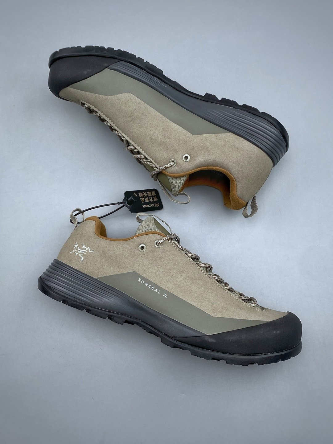 [ARC’TERYX] 아크테릭스 KONSEAL SYLAN M 트레킹 슈즈