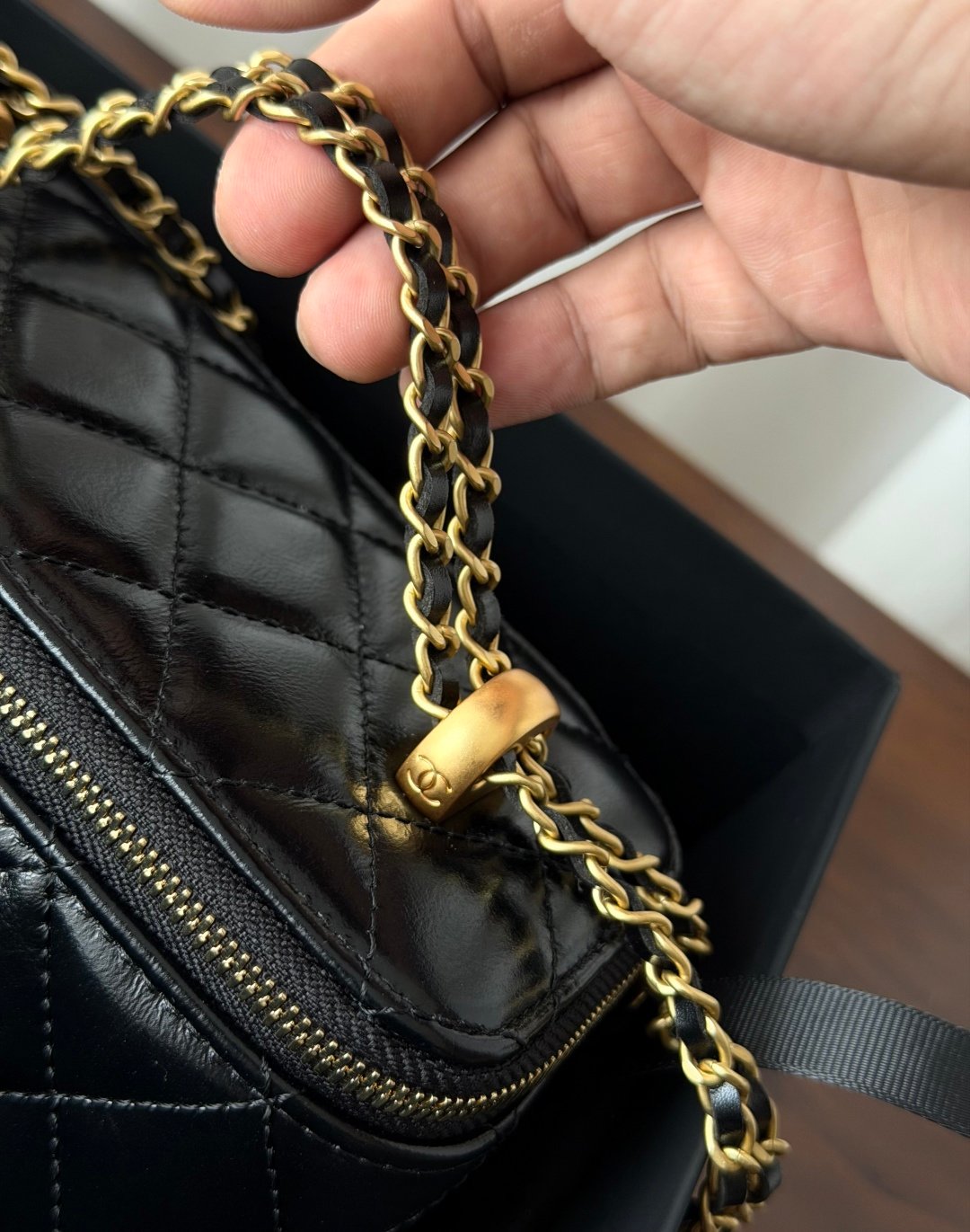 [CHANEL] 샤넬 25SS 체인 코스메틱 케이스