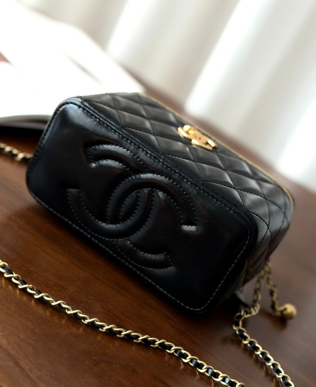 [CHANEL] 샤넬 25SS 체인 코스메틱 케이스