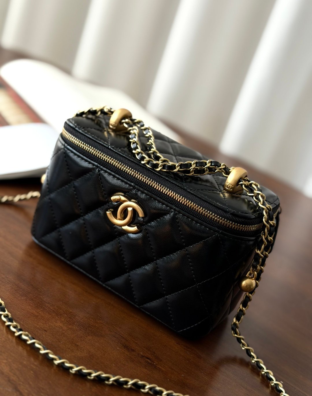 [CHANEL] 샤넬 25SS 체인 코스메틱 케이스