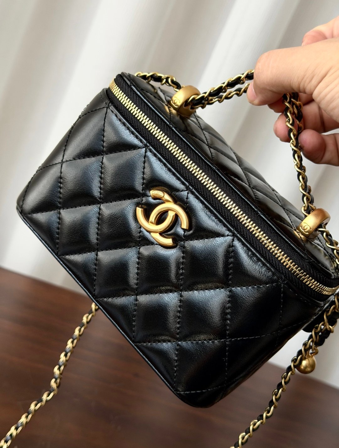 [CHANEL] 샤넬 25SS 체인 코스메틱 케이스