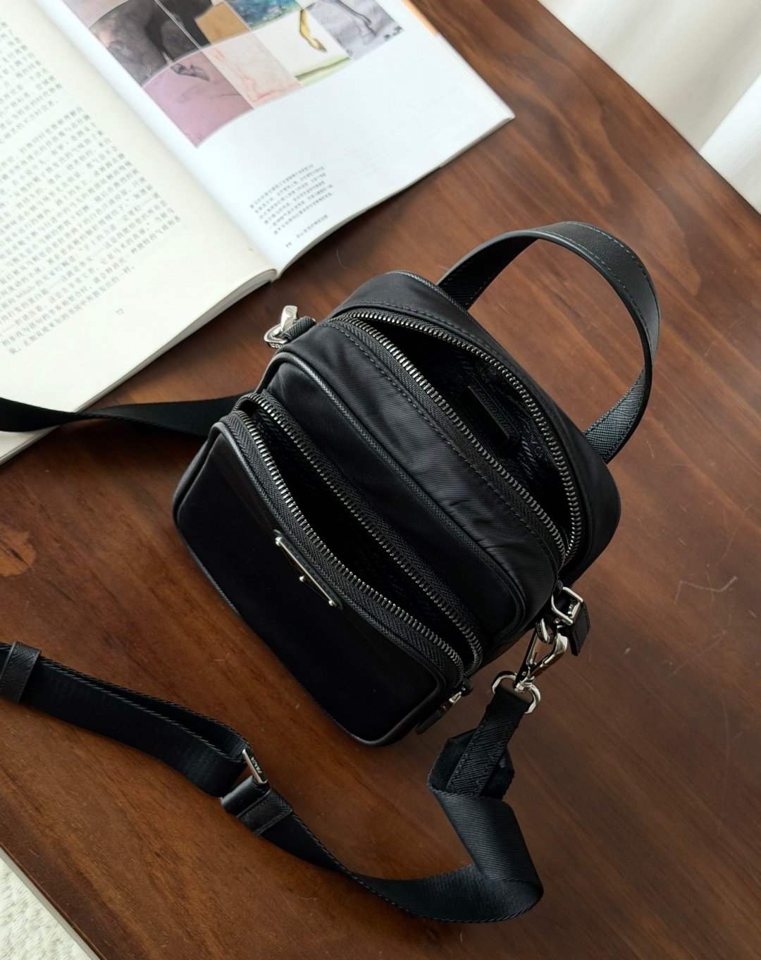 [PRADA] 프라다 리나일론 미니 크로스백