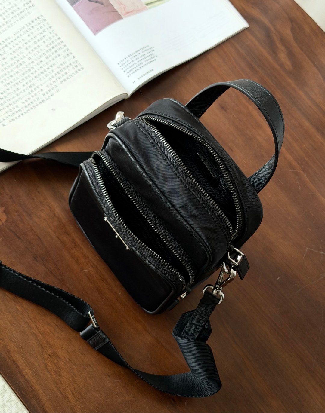 [PRADA] 프라다 리나일론 미니 크로스백