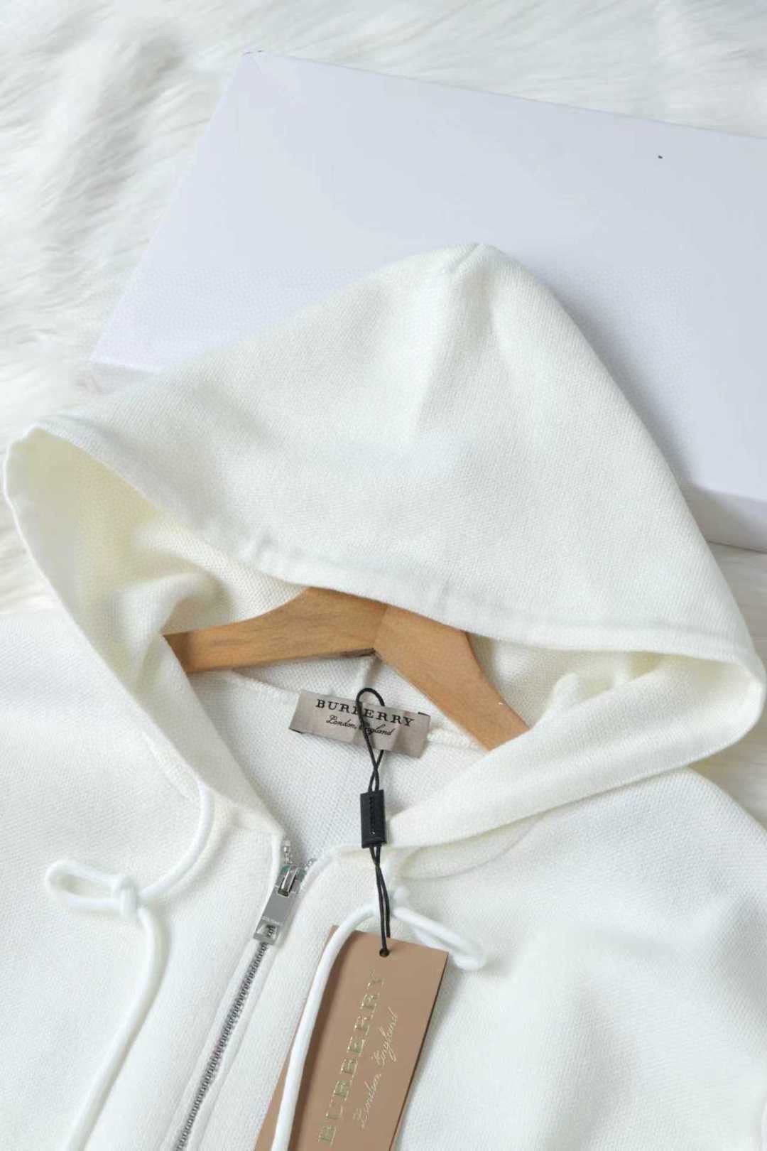 버버리 울 후드 니트 집업