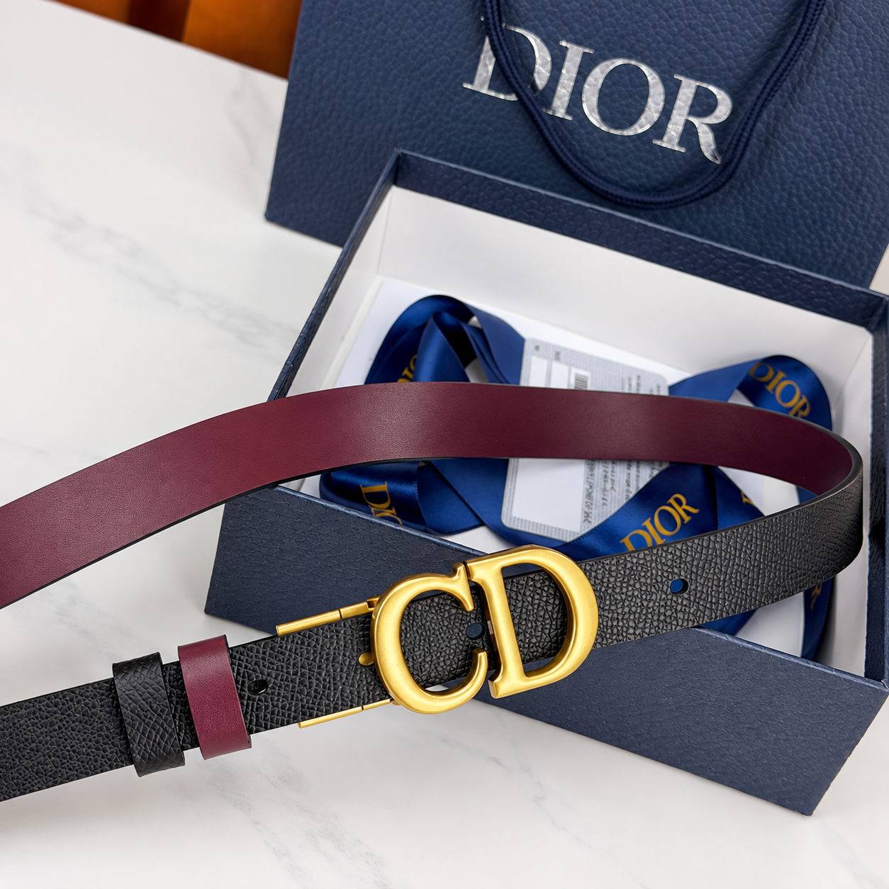[DIOR] 디올 CD 버클 리버서블 레더 벨트
