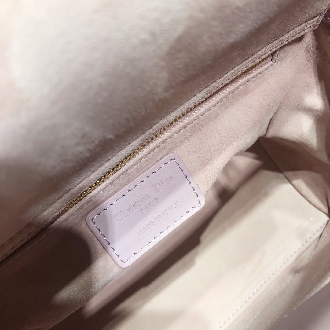 [DIOR] 디올 Lady Dior 미디엄 까나쥬 레더 백