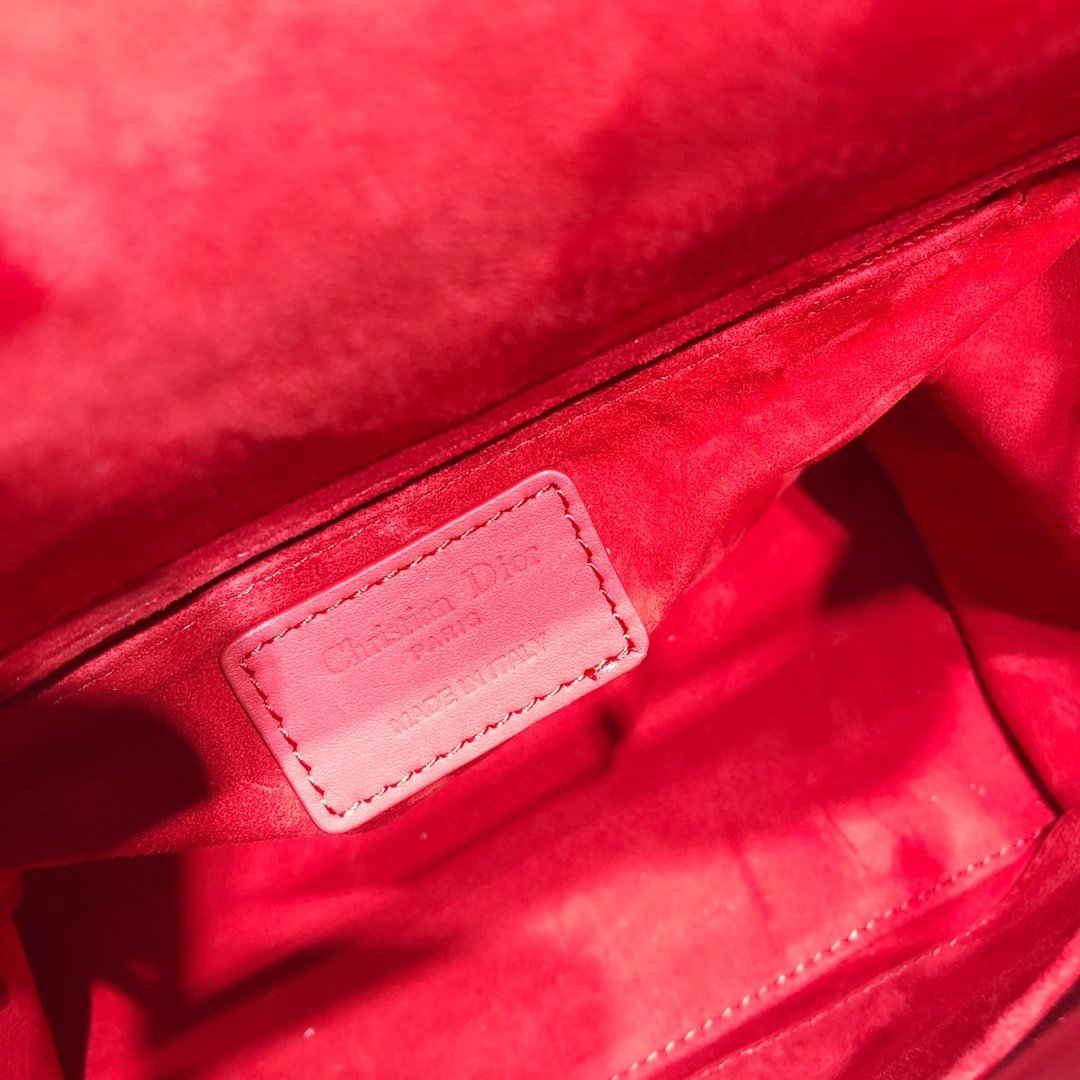 [DIOR] 디올 Lady Dior 미디엄 까나쥬 레더 백