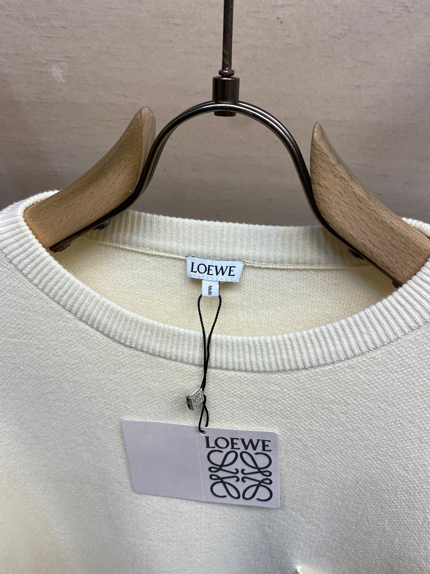 [LOEWE] 로에베 아나그램 포켓 크루넥 니트