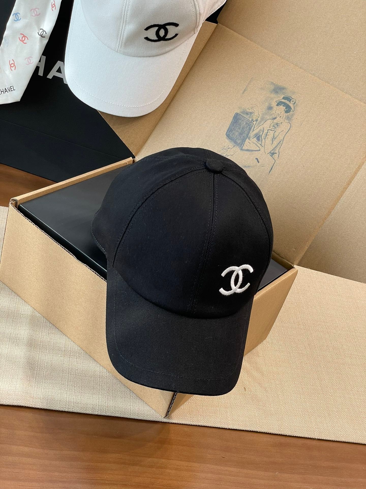 [CHANEL] 샤넬 CC 로고 자수 베이스볼 캡