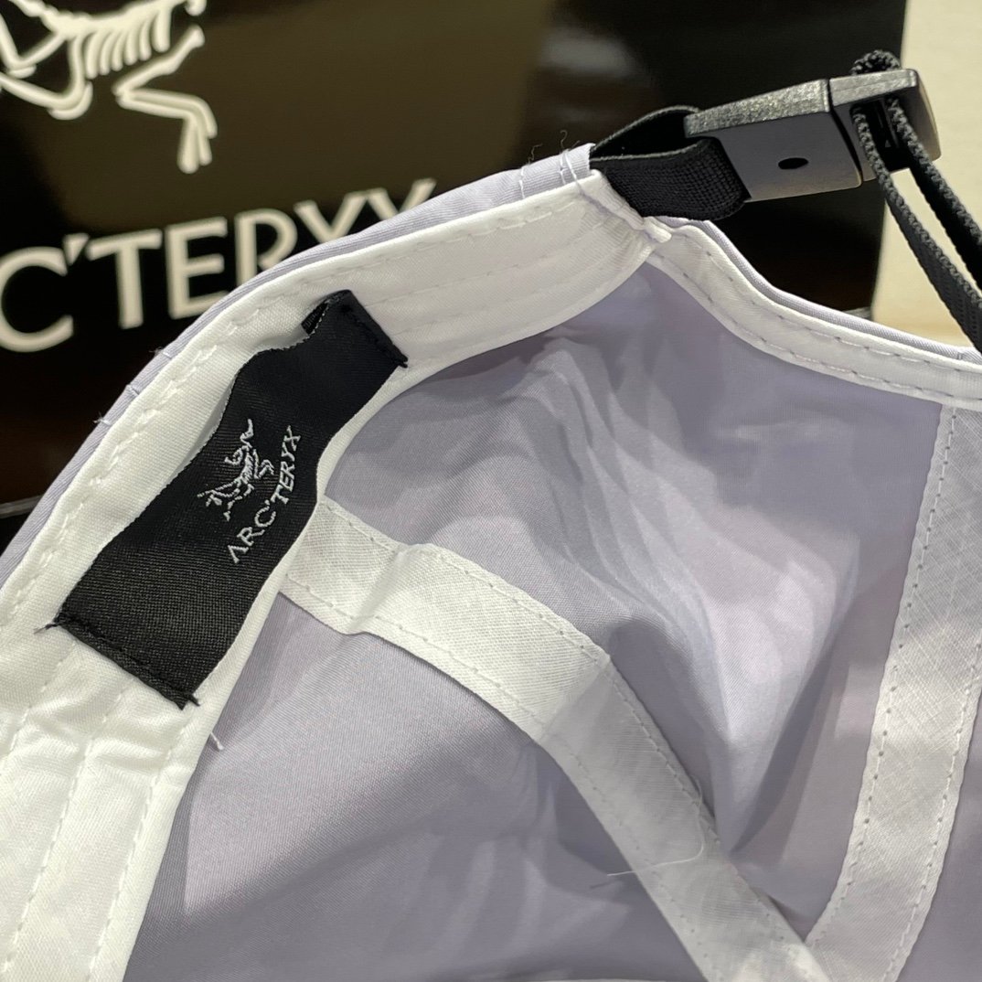 [ARC’TERYX] 아크테릭스 로고 자수 라이트 볼캡