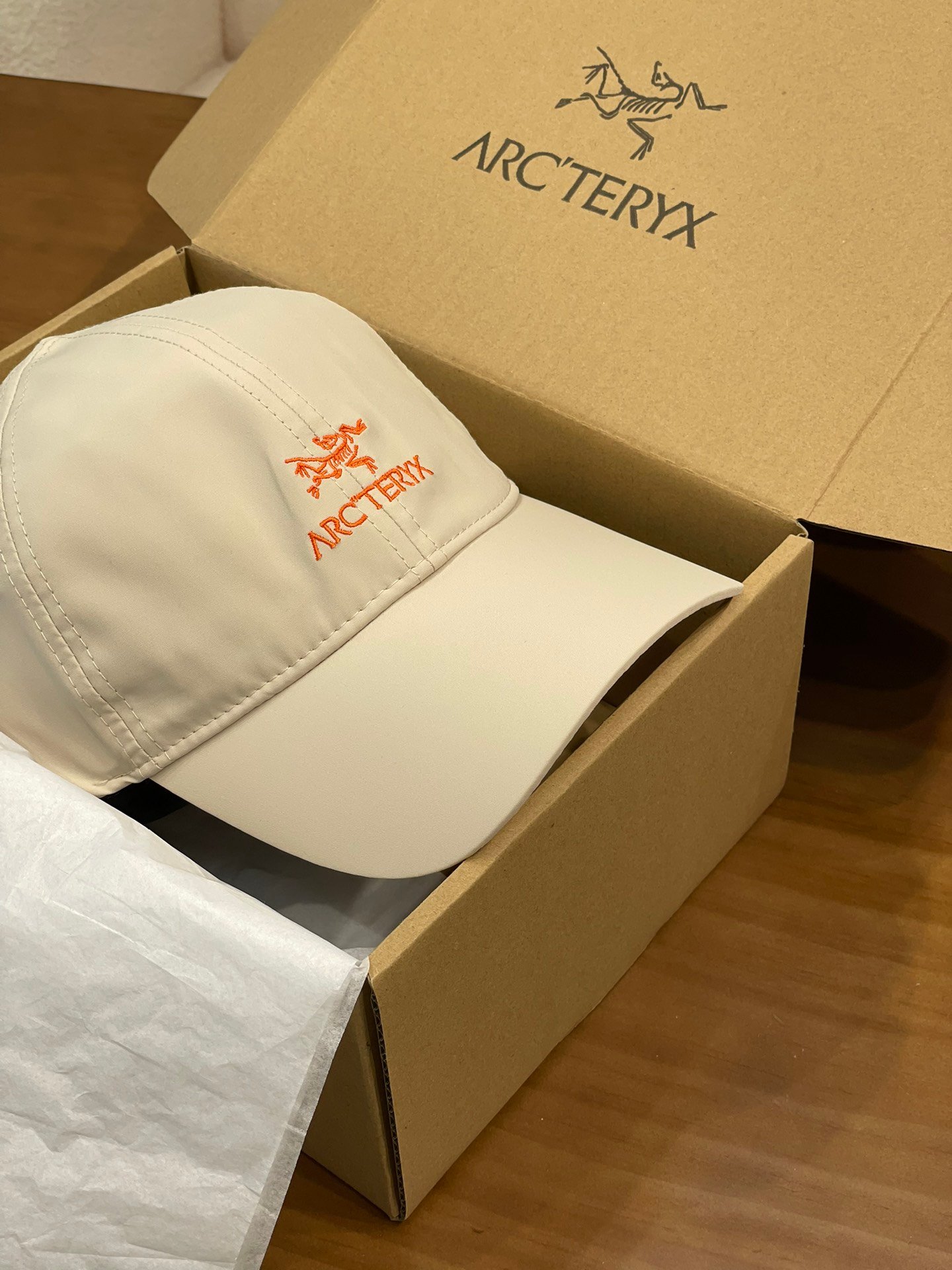 [ARC’TERYX] 아크테릭스 로고 자수 라이트 볼캡