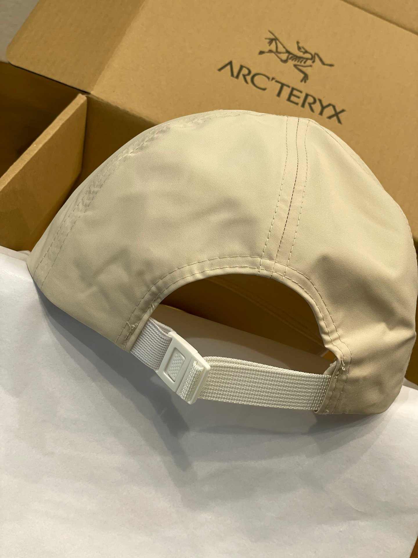 [ARC’TERYX] 아크테릭스 로고 자수 라이트 볼캡