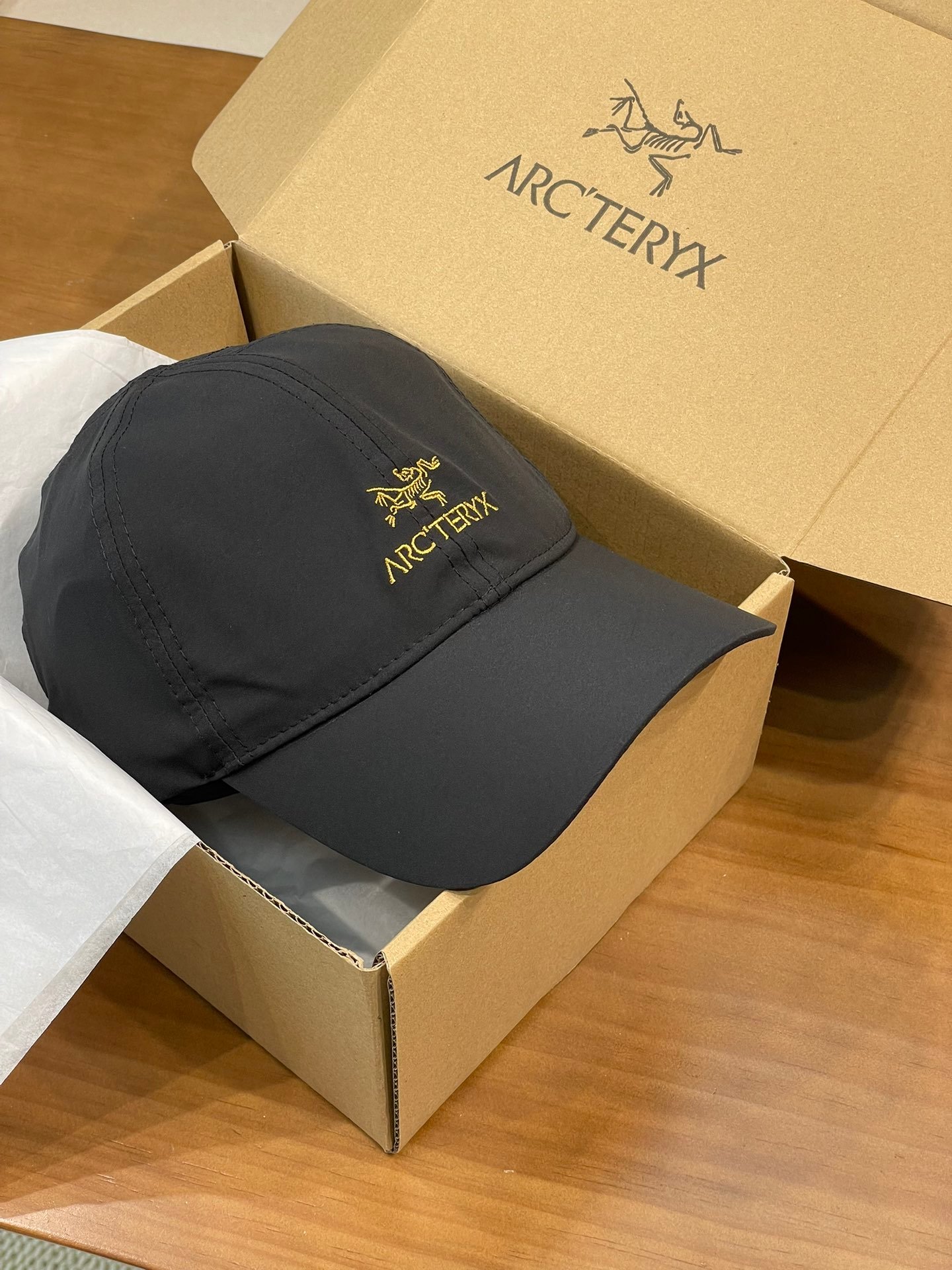 [ARC’TERYX] 아크테릭스 로고 자수 라이트 볼캡