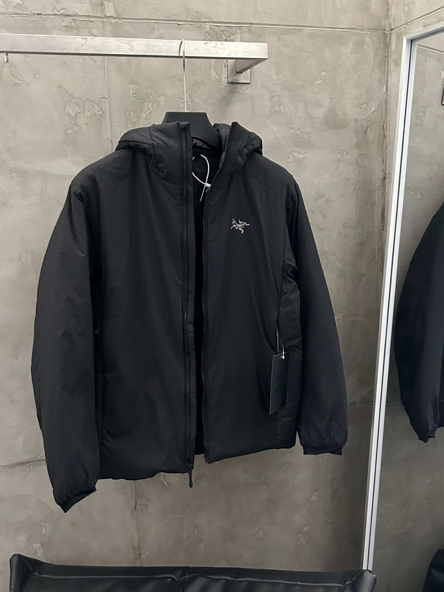 [ARC’TERYX] 아크테릭스 ATOM Heavyweight 2.0 후드 재킷