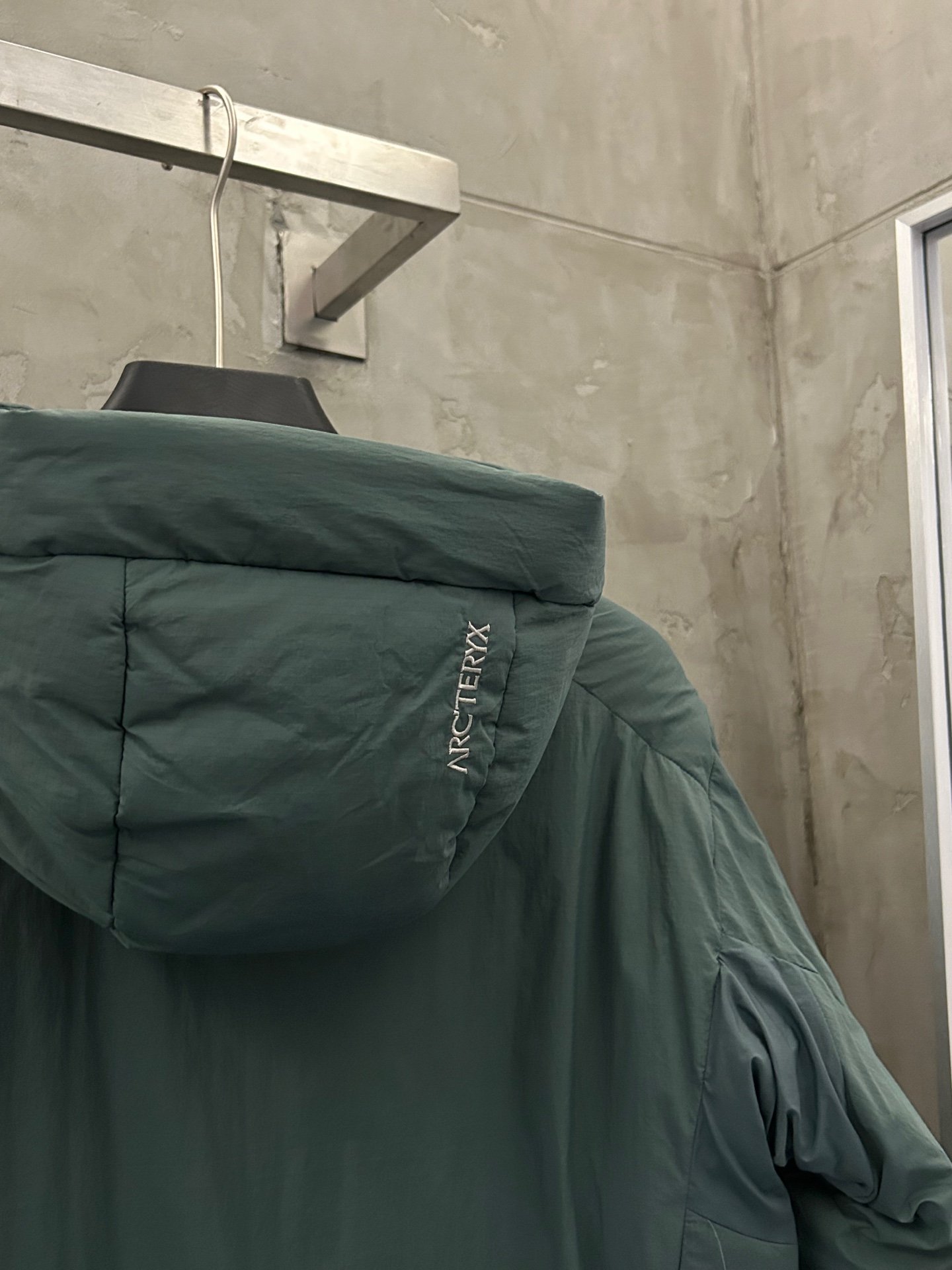 [ARC’TERYX] 아크테릭스 ATOM Heavyweight 2.0 후드 재킷