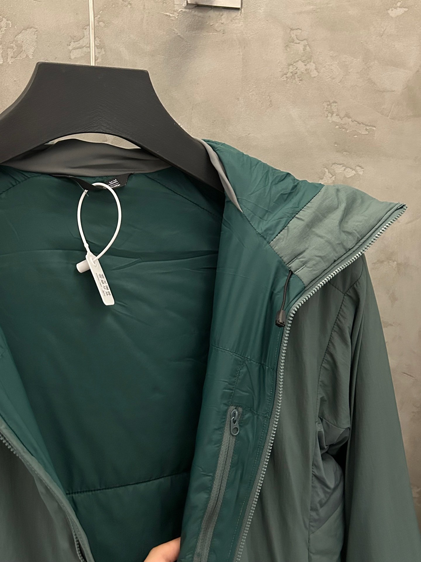 [ARC’TERYX] 아크테릭스 ATOM Heavyweight 2.0 후드 재킷