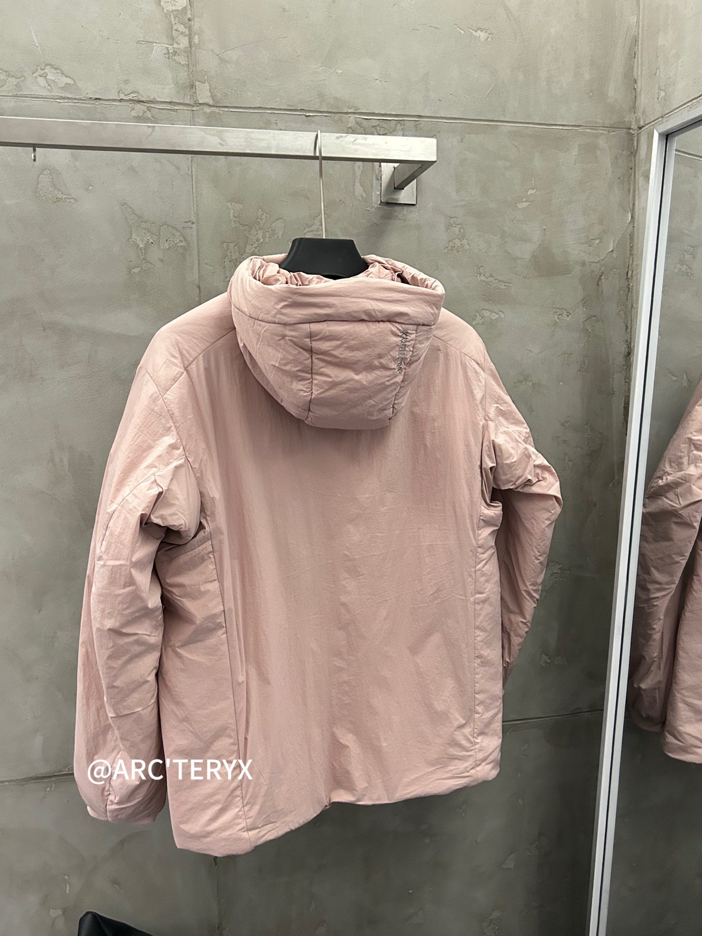 [ARC’TERYX] 아크테릭스 ATOM Heavyweight 2.0 후드 재킷