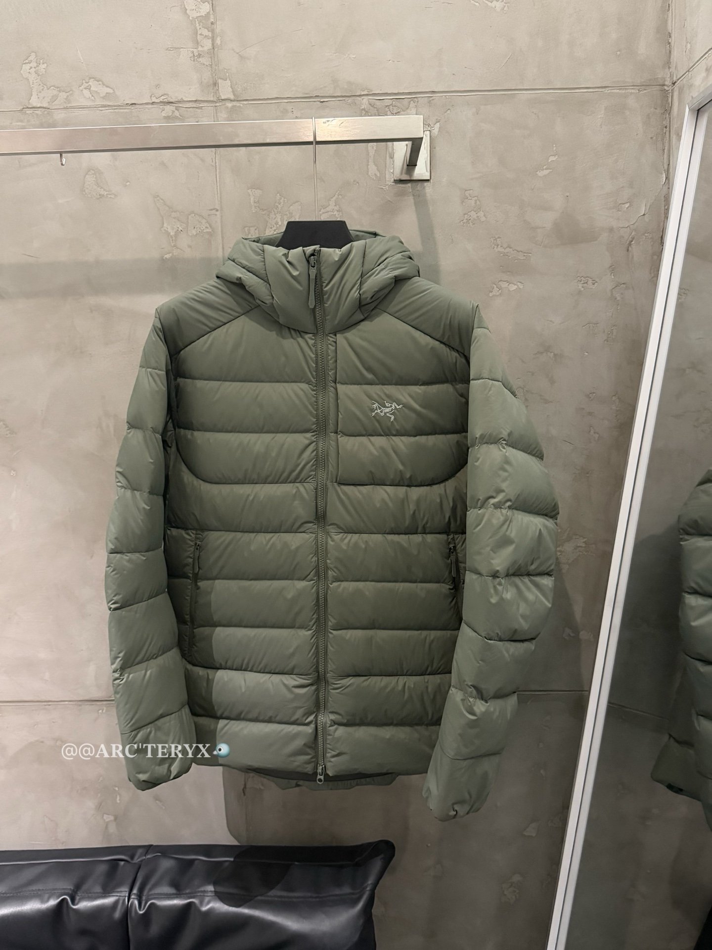 [ARC’TERYX] 아크테릭스 THORIUM Hoody 750 필파워 구스다운 재킷