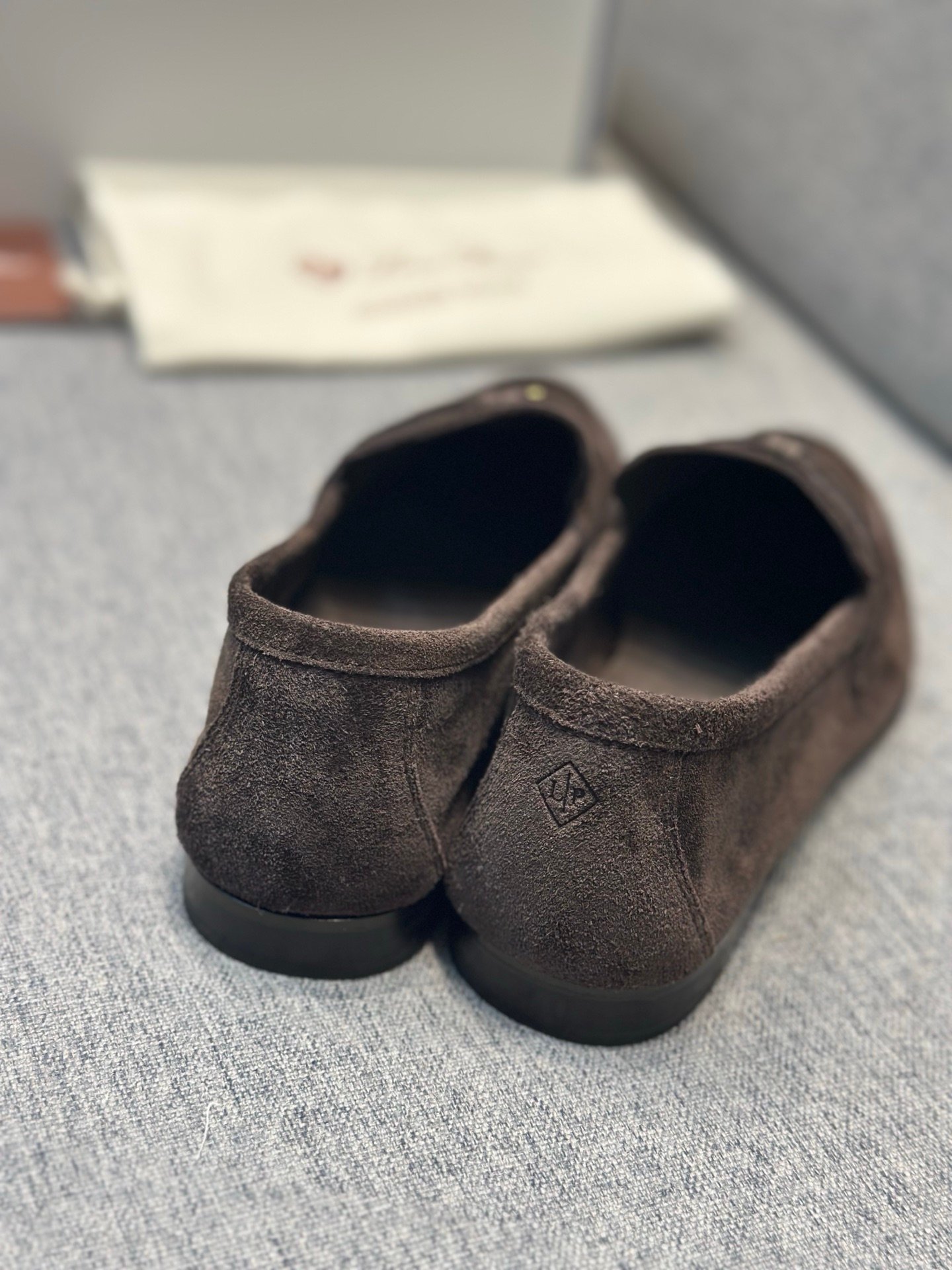 [LORO PIANA] 로로피아나 썸머 워크 스웨이드 참 로퍼