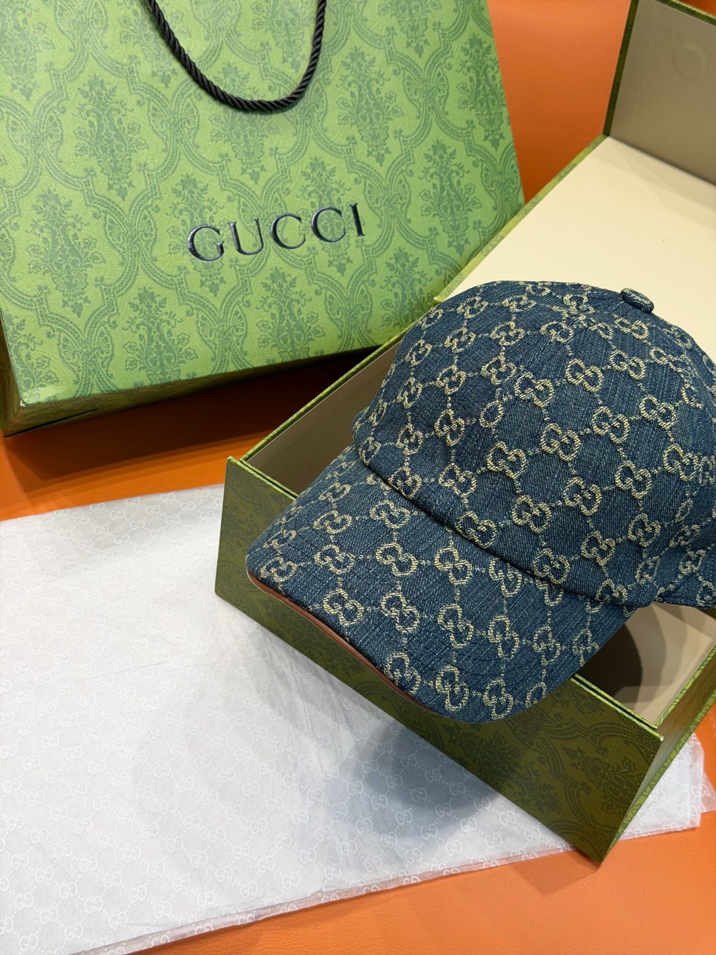 [GUCCI] 구찌 GG 데님 모노그램 베이스볼 캡