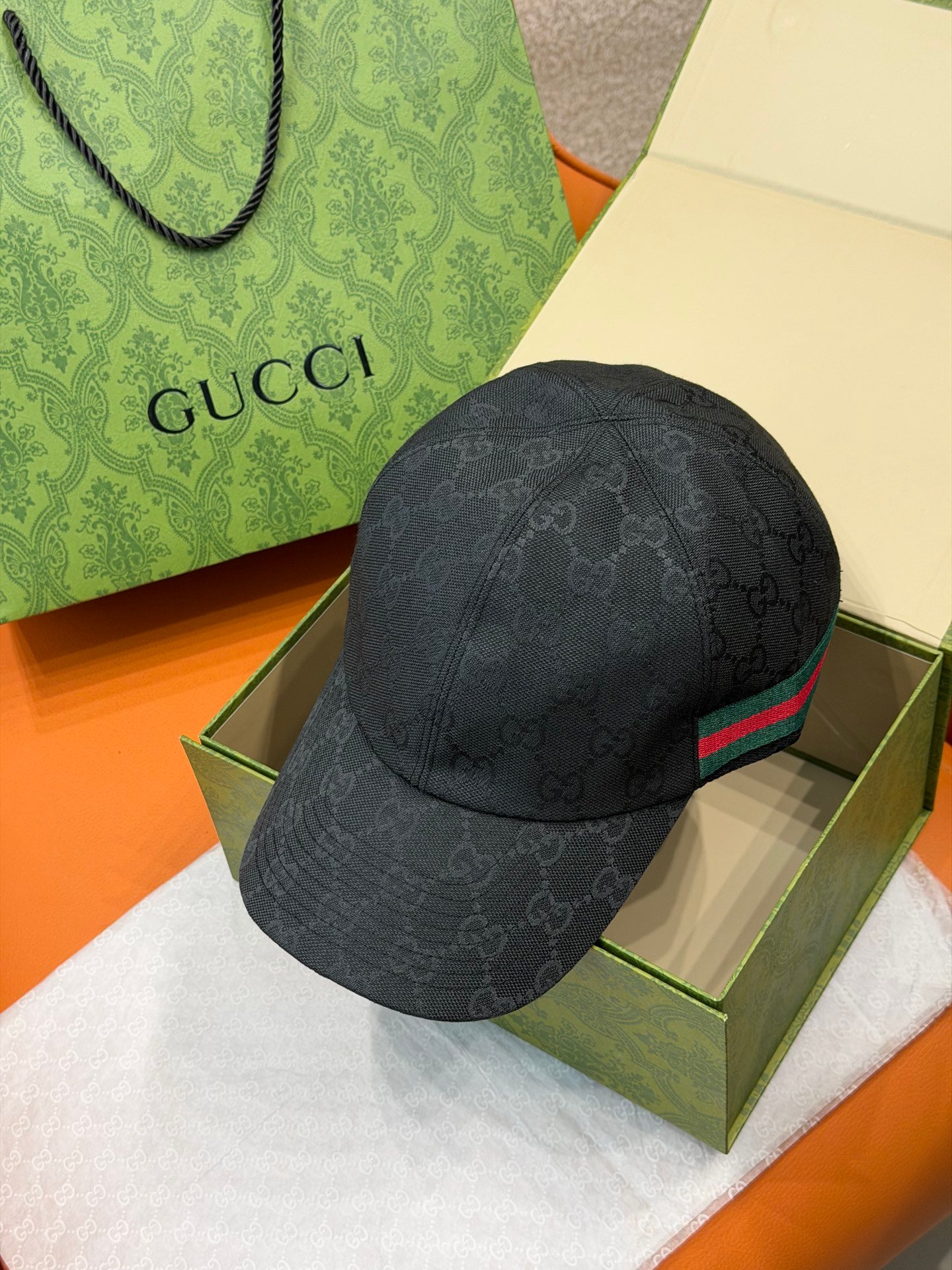 [GUCCI] 구찌 GG 자카드 웹 스트라이프 볼캡