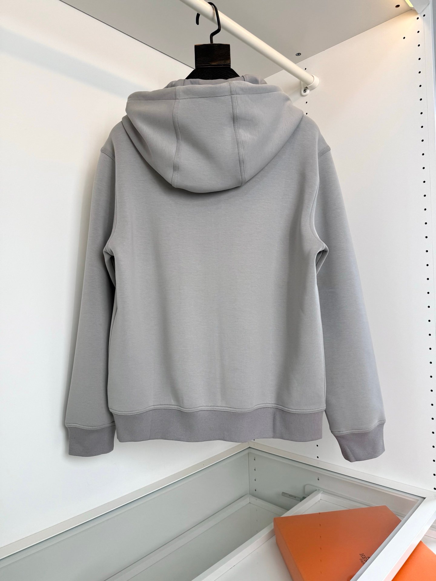 [HERMÈS] 에르메스 레더 패치 자수 후드 집업