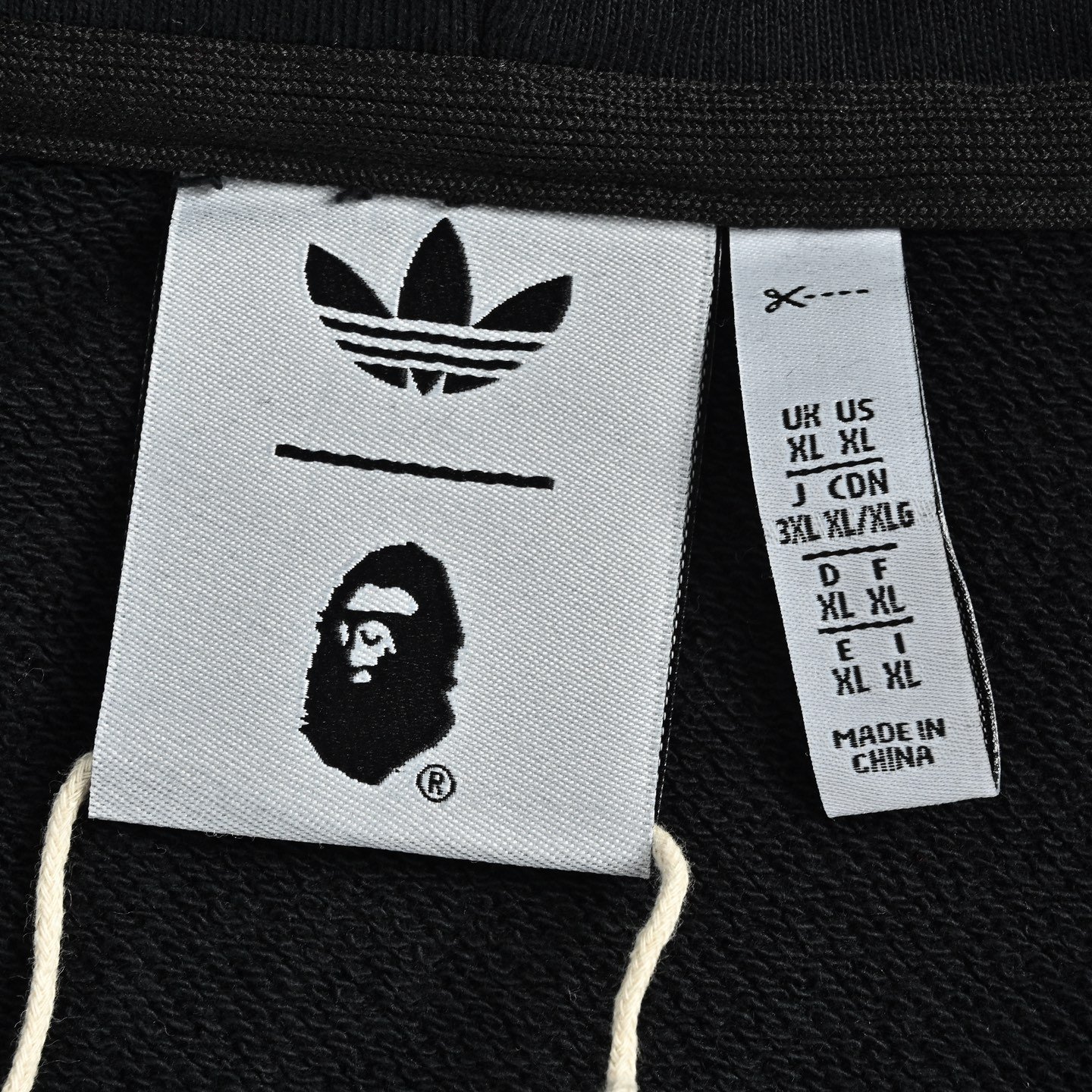 [BAPE × ADIDAS] 베이프 × 아디다스 샤크 풀집 후드 재킷