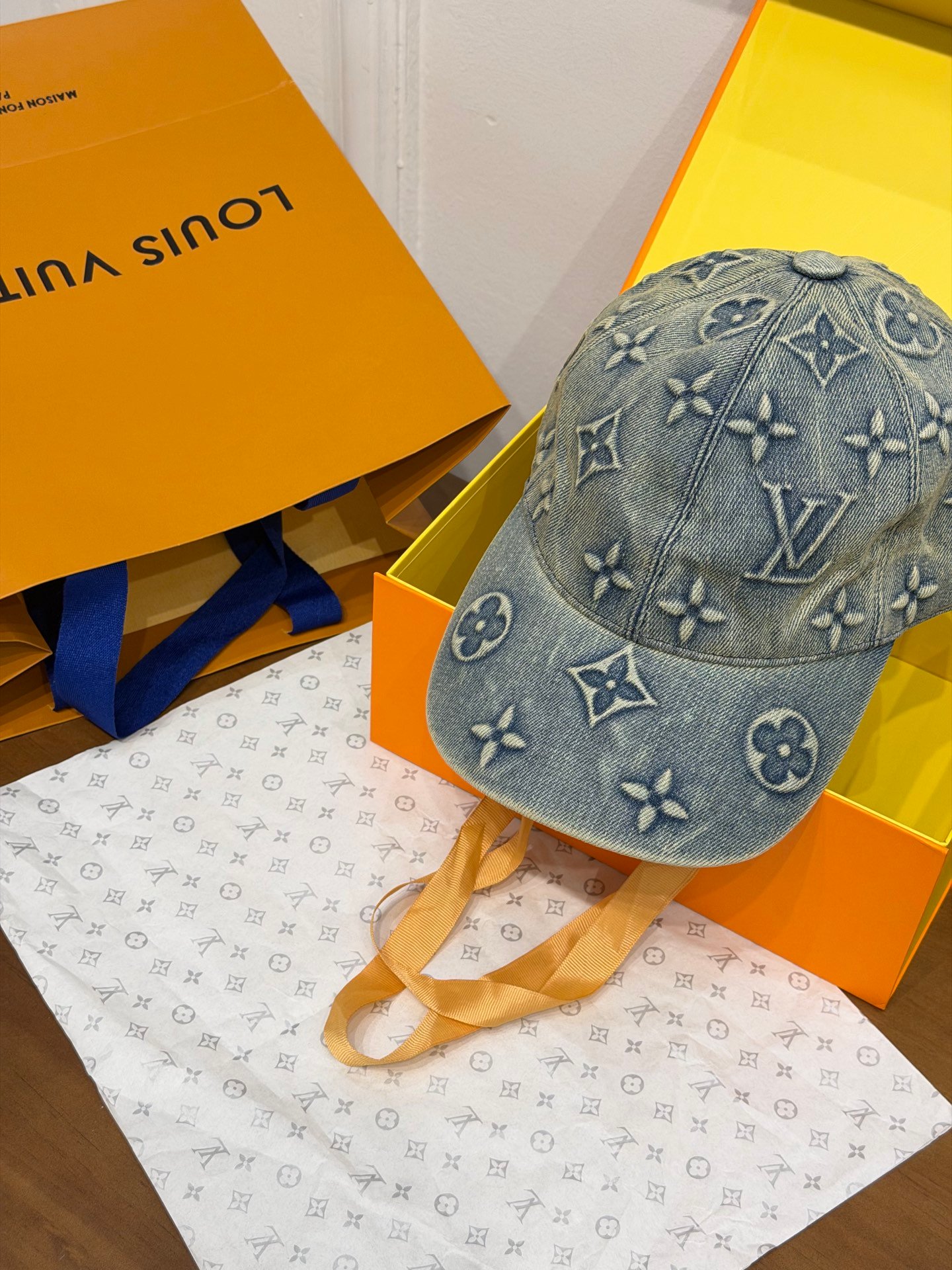 [LOUIS VUITTON] 루이비통 워시드 모노그램 데님 베이스볼 캡