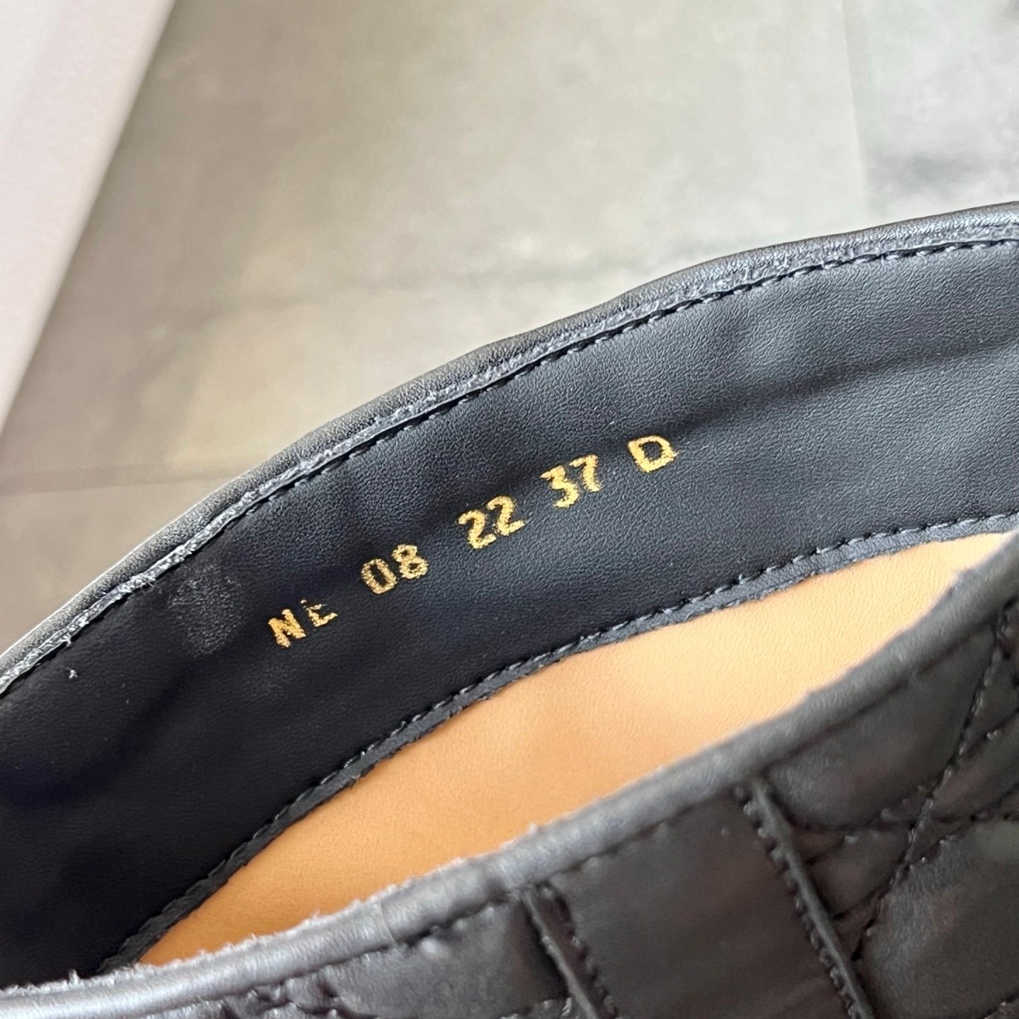 [DIOR] 디올 퀼팅 레더 첼시 부츠