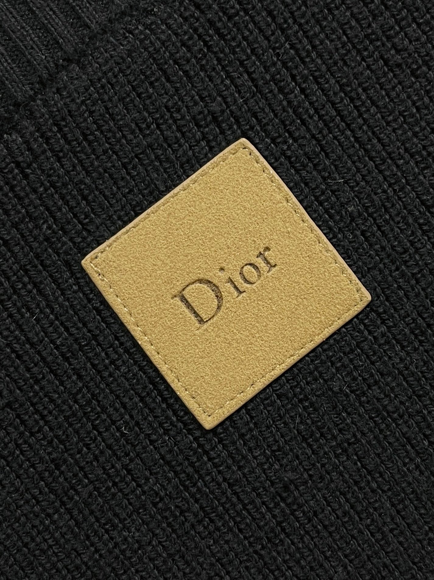 [DIOR] 디올 솔리드 크루넥 니트 스웨터