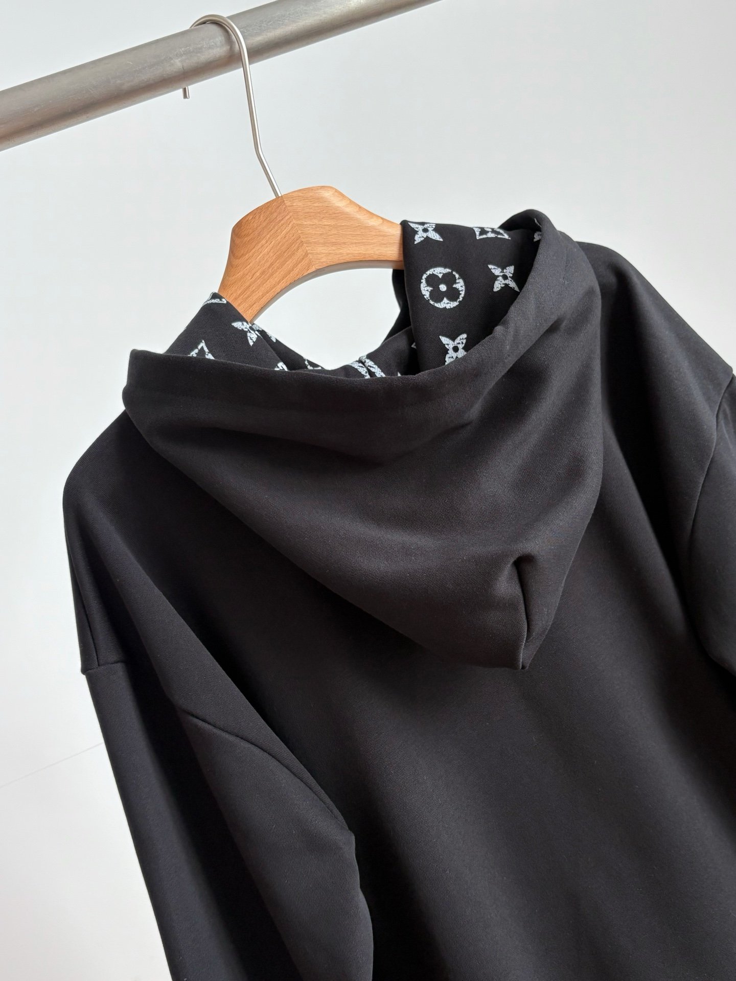 [LOUIS VUITTON] 루이비통 모노그램 후드 코튼 스웨트셔츠