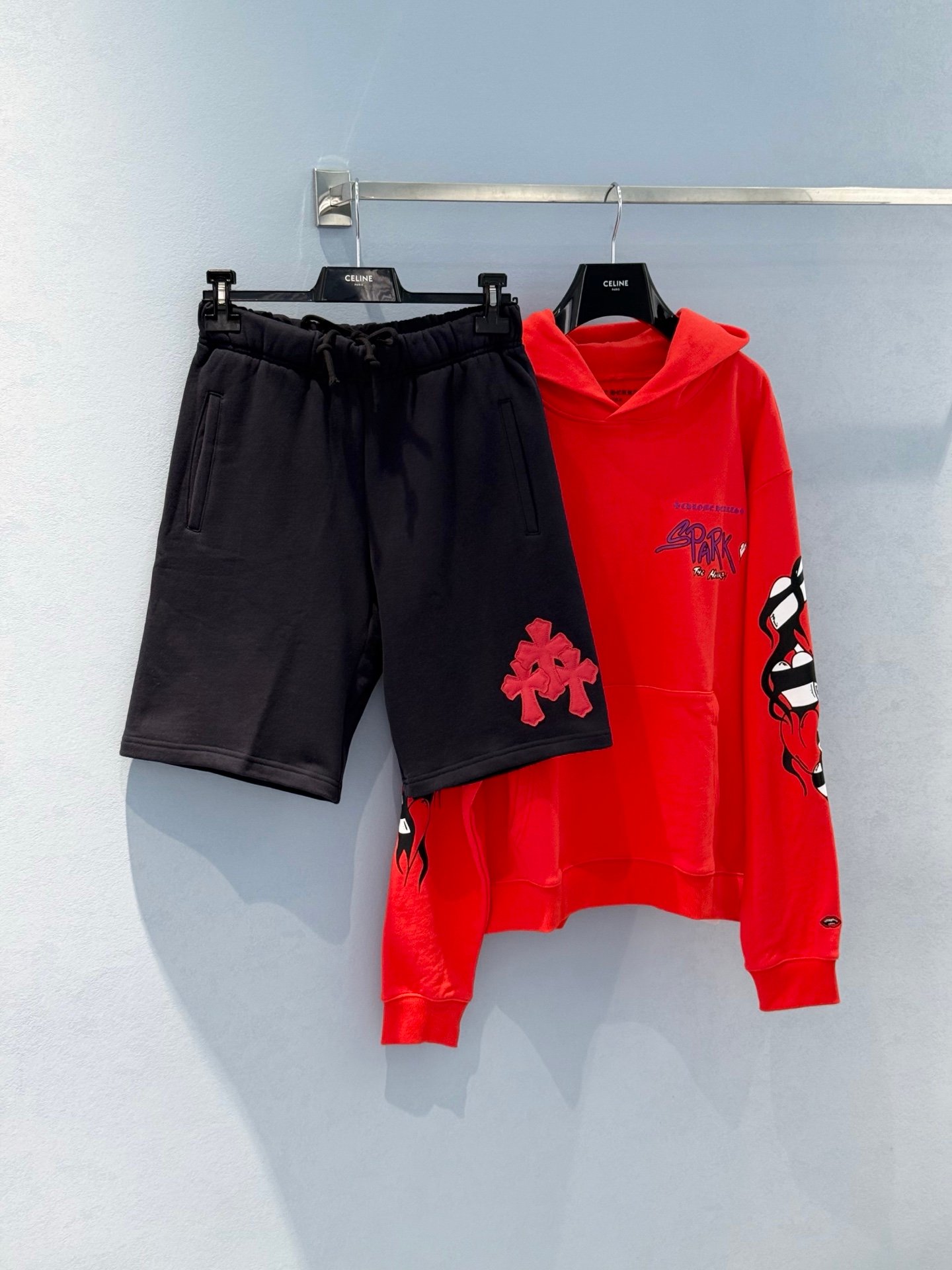 [CHROME HEARTS] 크롬하츠 레드 크로스 패치 스웨트 쇼츠