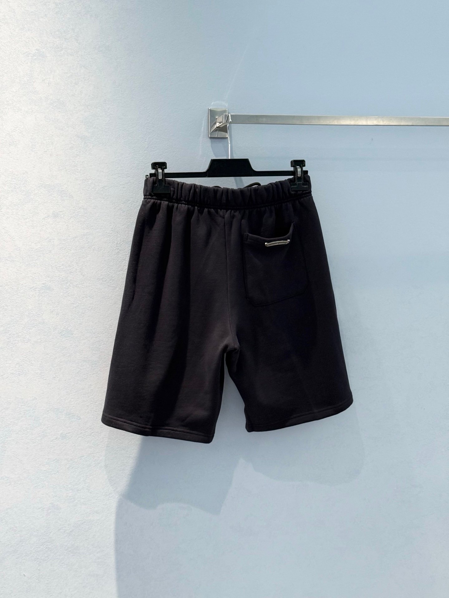 [CHROME HEARTS] 크롬하츠 레드 크로스 패치 스웨트 쇼츠