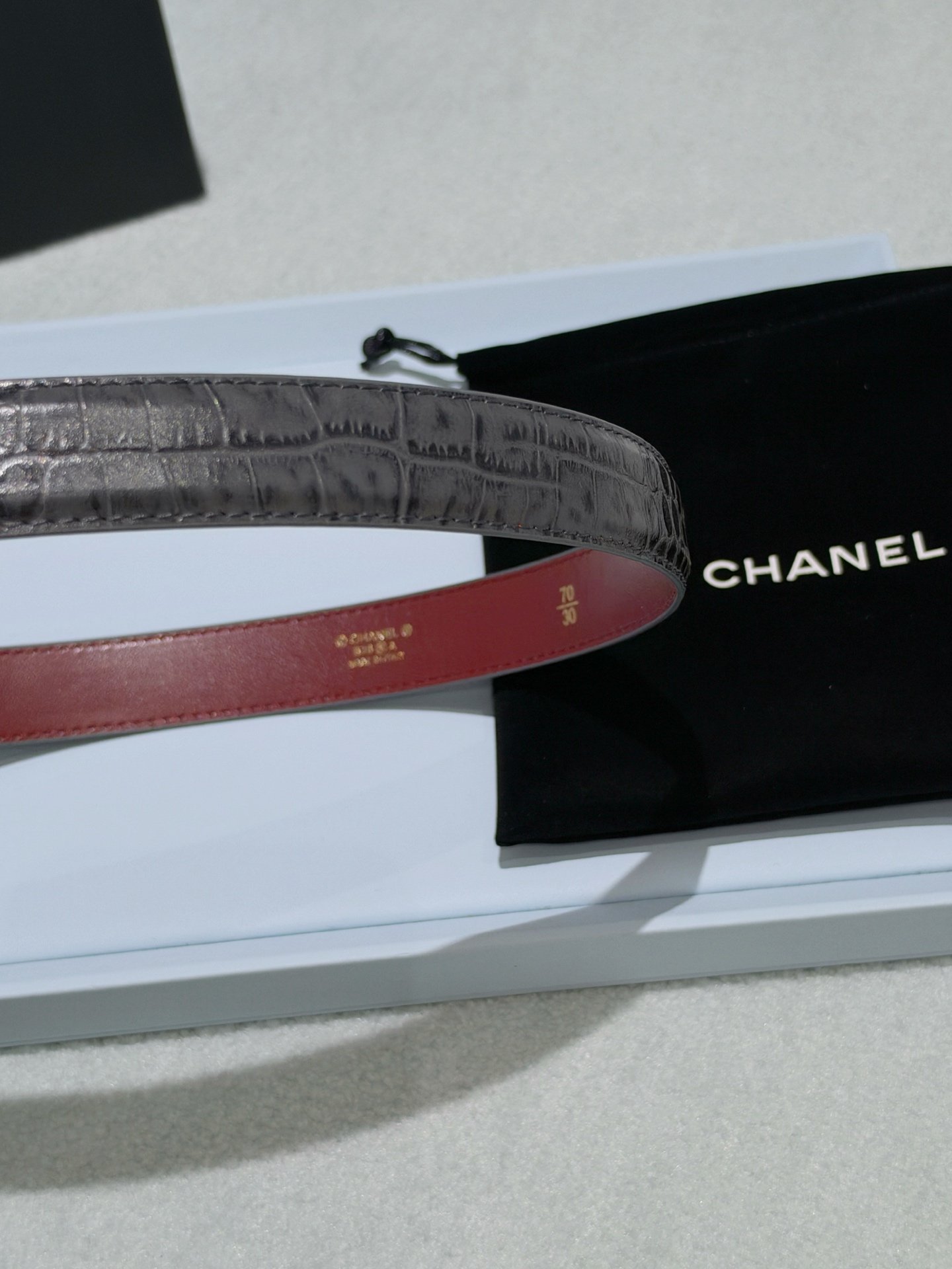 [CHANEL] 샤넬 크로커다일 엠보스 참 레더 벨트