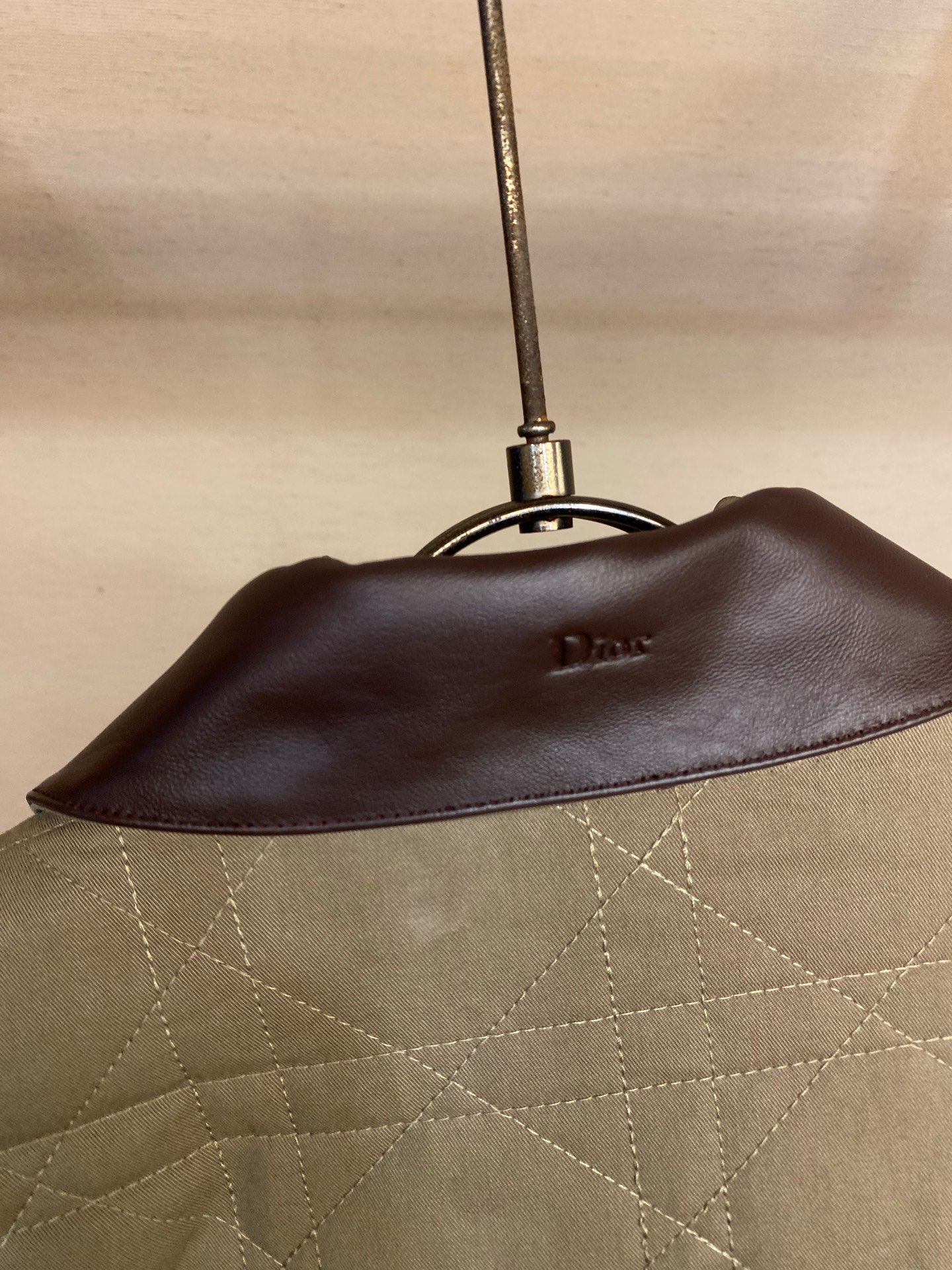 [DIOR] 디올 까나쥬 퀼팅 레더 칼라 셔츠 재킷