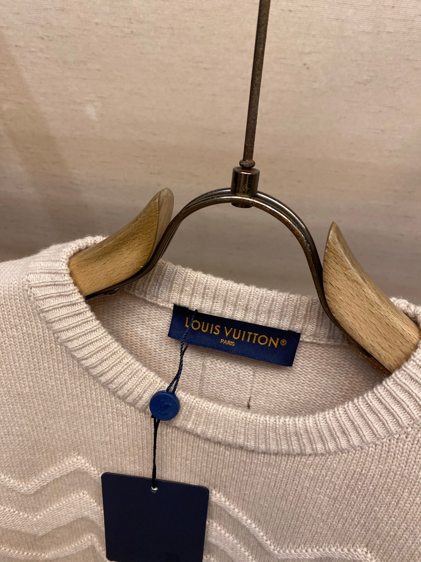 [LOUIS VUITTON] 루이비통 지그재그 엠보 니트 크루넥 스웨터