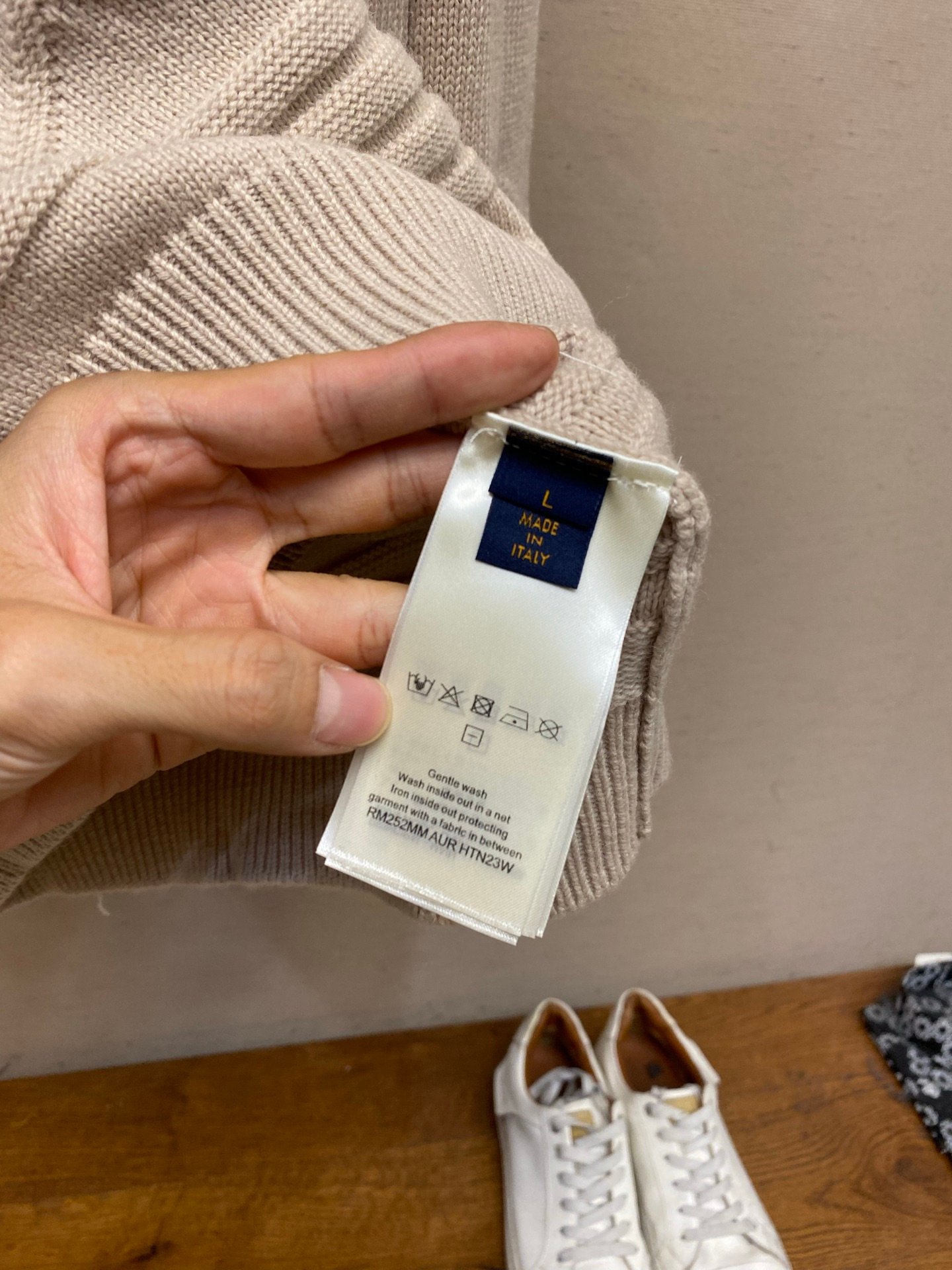 [LOUIS VUITTON] 루이비통 지그재그 엠보 니트 크루넥 스웨터