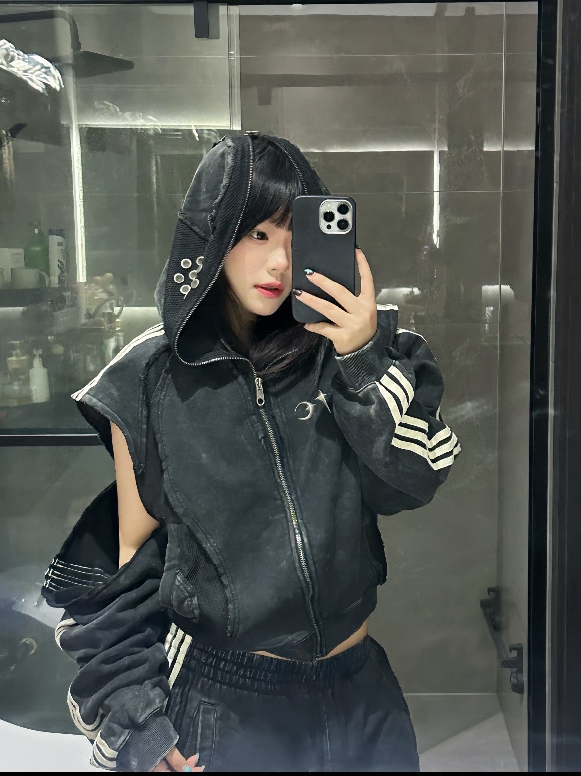 [Adidas originals x Thug club] 아디다스 오리지널스 x 터그 클럽 팀가이스트 워시드 마스크 후드 집업