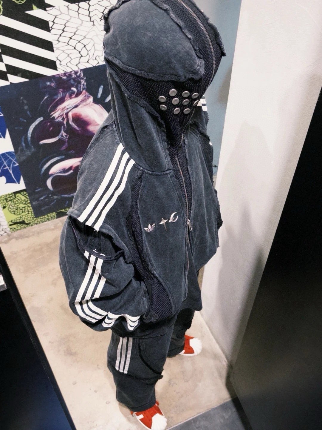 [Adidas originals x Thug club] 아디다스 오리지널스 x 터그 클럽 팀가이스트 워시드 마스크 후드 집업