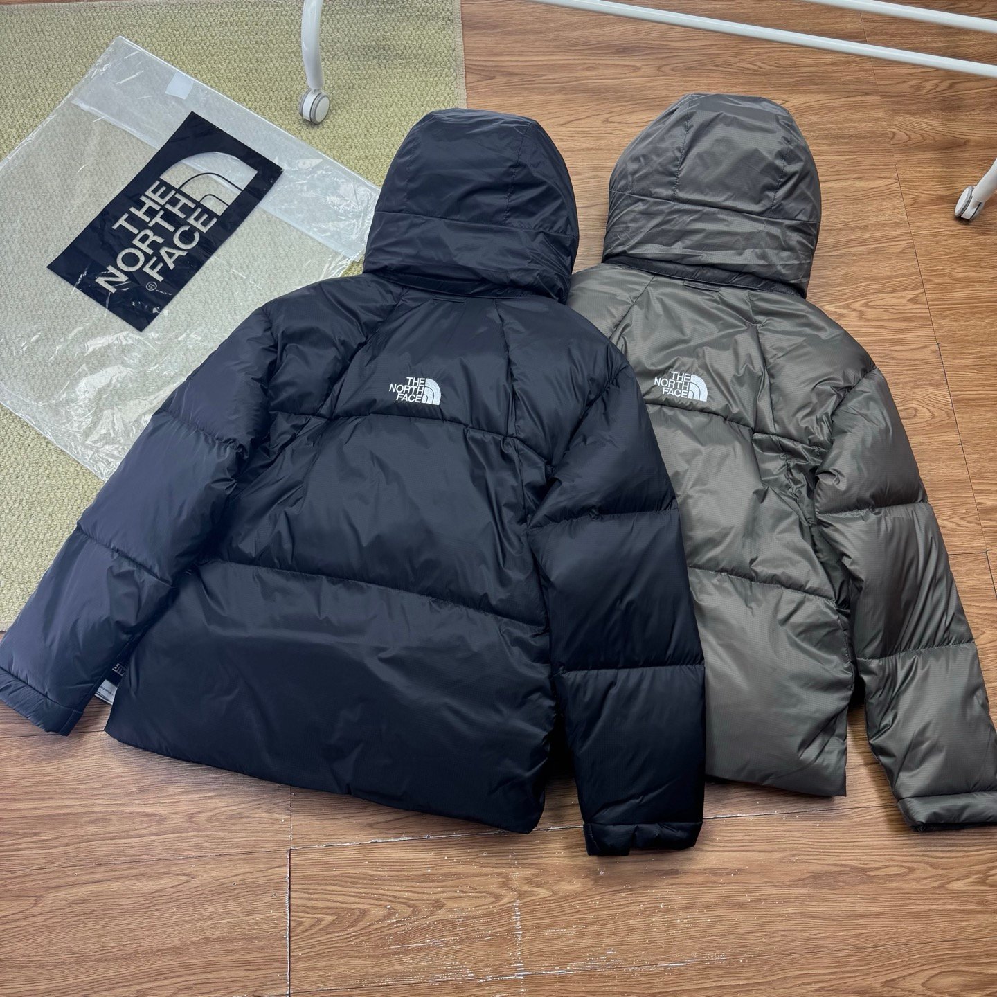 노스페이스 프로젝트 다운 자켓