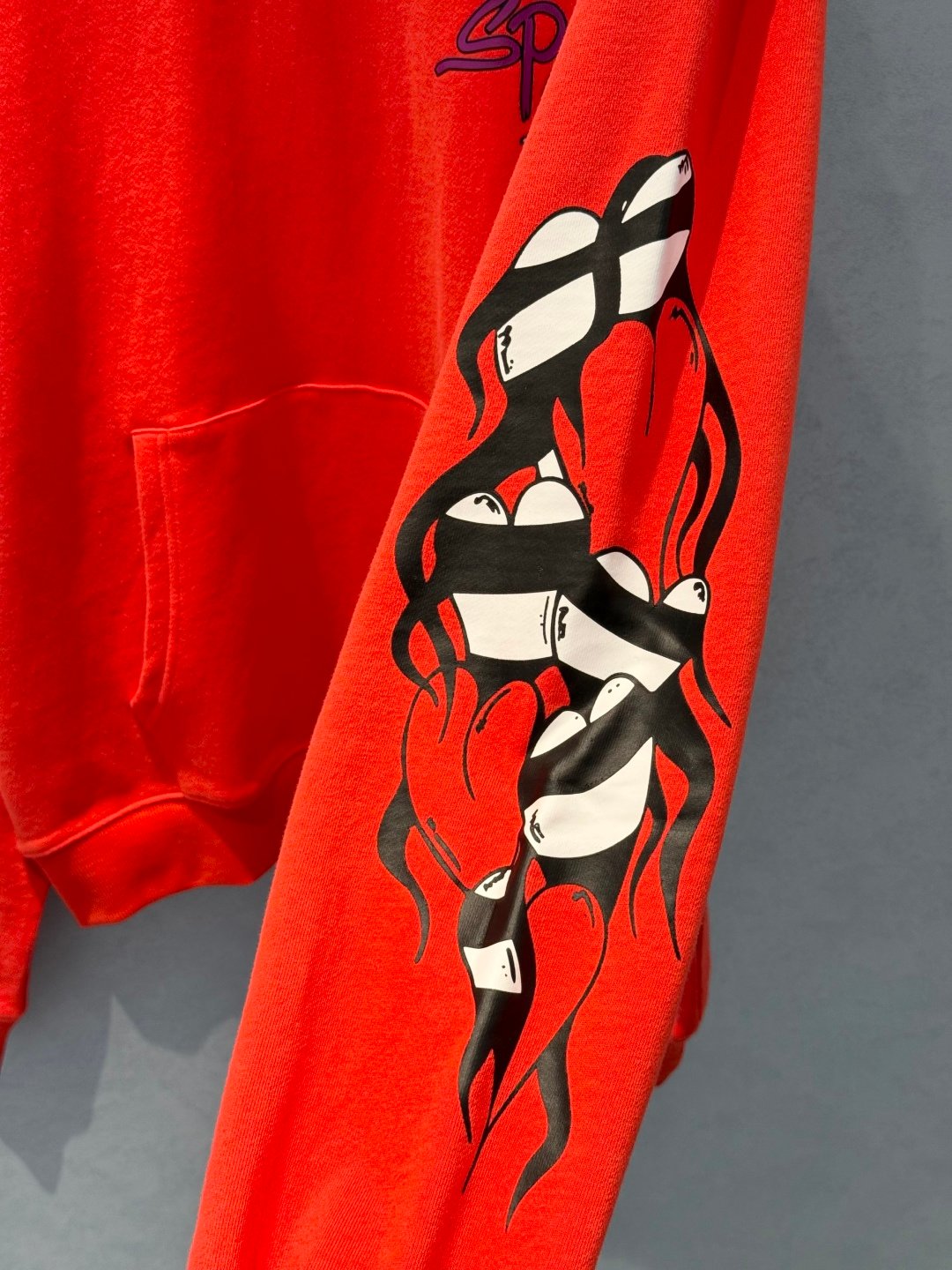 [CHROME HEARTS] 크롬하츠 그래피티 스컬 후드 티셔츠